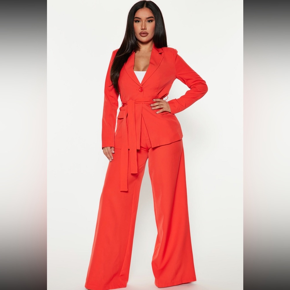 Set 2 Pieces Blaizer and pants Size Small Color orange